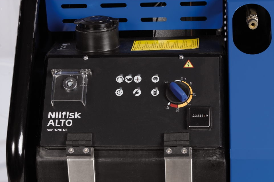 NEPTUNE-7-72-DE_control-panel_02 Nilfisk MH 7P-220/1300 DE, Heißwasser Hochdruckreiniger, DIESEL