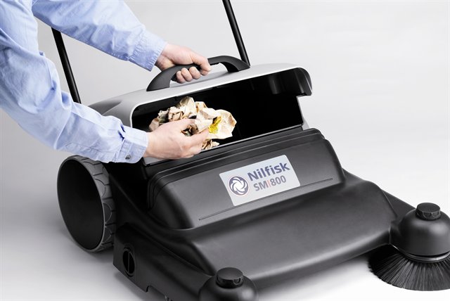 Nilfisk SM 800 Bodenreiniger, Kehrmaschinen