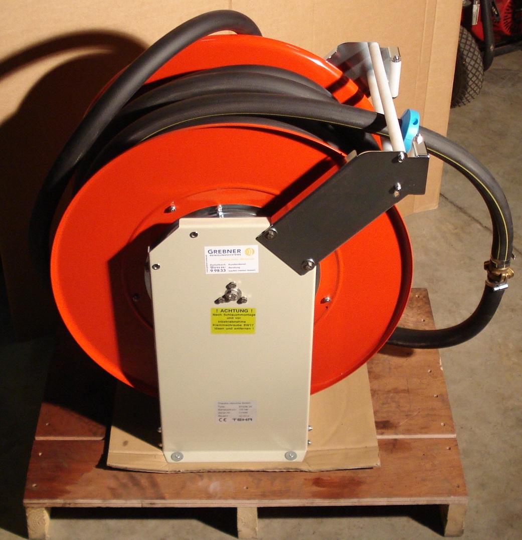 Automatischer Schlauchaufroller STG, 1" (große Durchflussmengen)