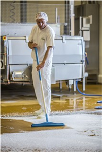 29373_71503-2-_-290x300 Vikan Ultra Hygiene Bodenschieber, 400 mm