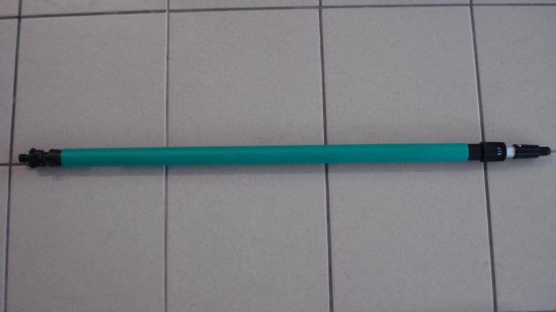 Gr-n-2x0-9 Alu-Teleskopstiel PRO 2x0,9m Wasserdurchfuhr grün