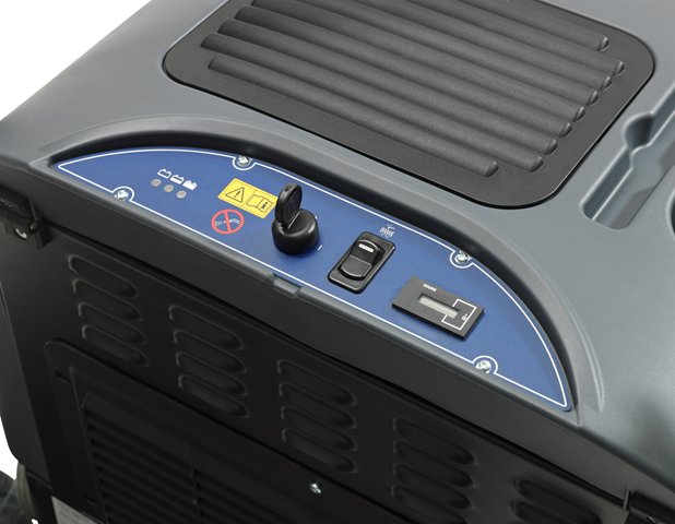 Nilfisk SW 900 Bodenreiniger, Kehrmaschine