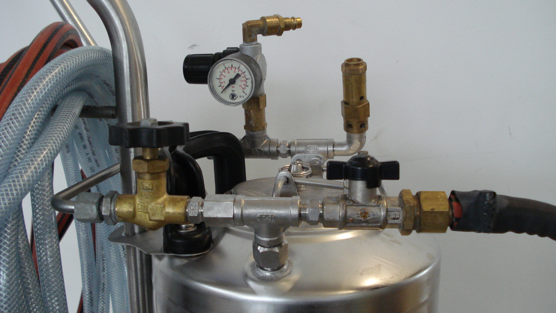Anschl-sse54535a806c0a4 Schaumgerät 20 L, Fahrbar, Druckluftbetrieben
