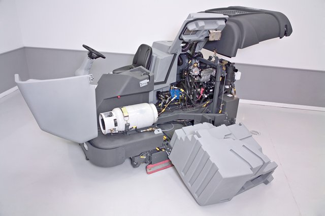 Nilfisk SC8000 1300 Bodenreiniger, Scheuersaugmaschinen