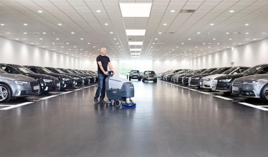 SC401-auto Nilfisk SC401 Kleine Mitgänger Scheuersaugmaschine