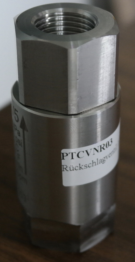 fullsizeoutput_e26 Rückschlagventil 1/2 IG, 640 bar, Edelstahl