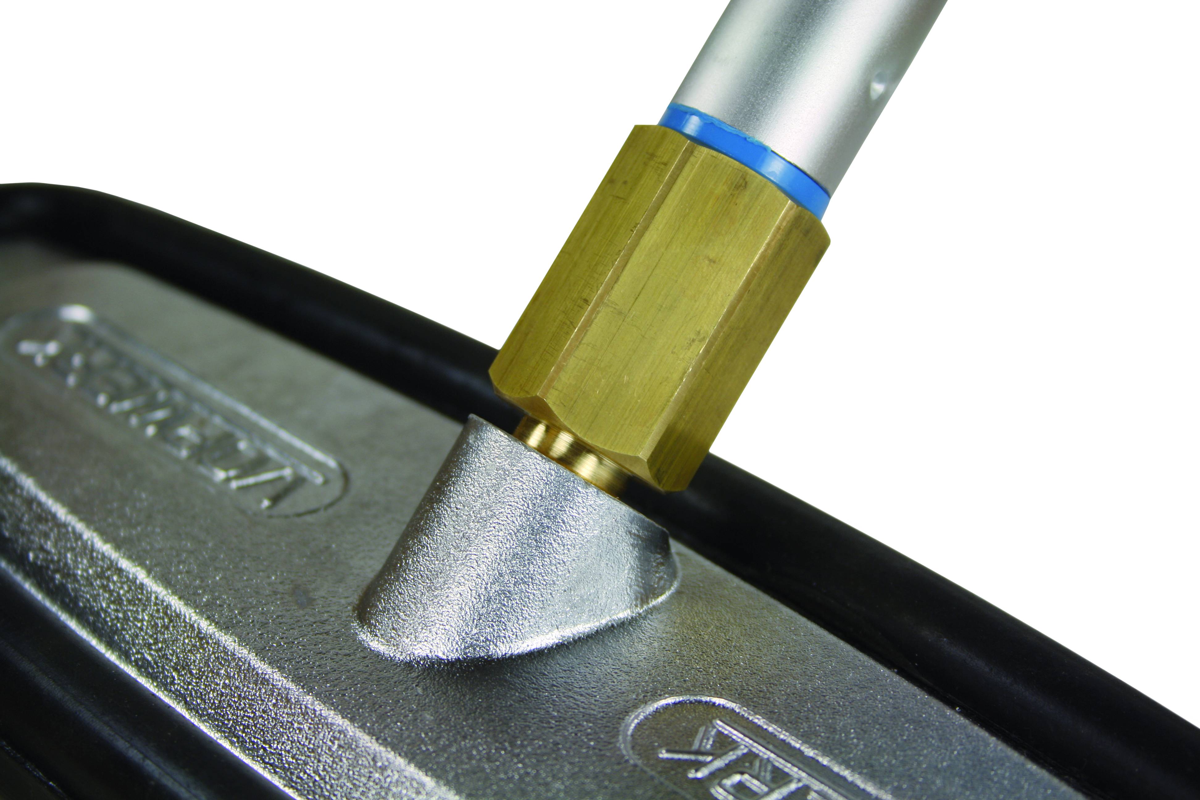 010003610s Adapter 1/4" AG : Kordelgewinde IG Messing