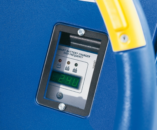 Scrubtec_5-6_BatteryCharger SCRUBTEC 553 BL COMBI, Bodenreiniger, SCHEUERSAUGMASCHINEN