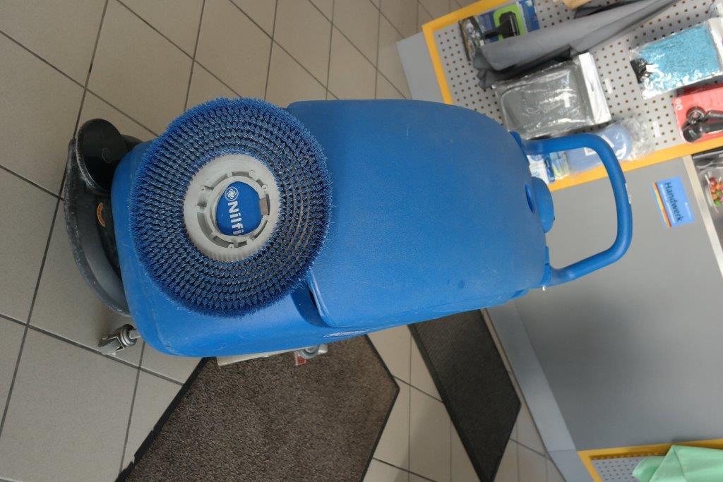 MIETGERÄT Scrubtec 343.2 E,Scheuer-Saugmaschine Kabelversion