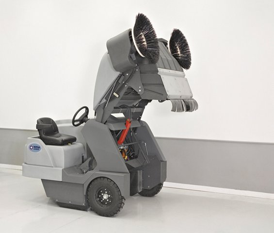 Nilfisk SW8000 LPG Bodenreiniger, Kehrmaschinen