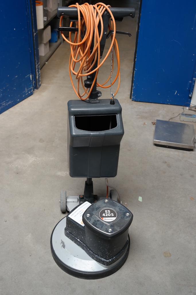 SAM_3824-Kopie MIETGERÄT ES 420 SH, Schwamborn Einscheibenmaschine