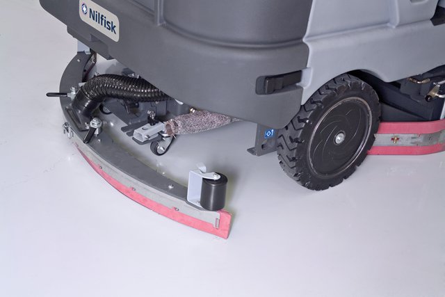 Nilfisk SC8000 1300 Bodenreiniger, Scheuersaugmaschinen